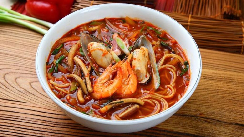 Resep Jjampong, Mie Seafood Pedas Korea dengan Kuah Menggoda Lidah