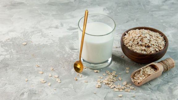 Eits Jangan Coba-coba Minum Oat Milk Saat Jalani Diet, Pakar Spill Kandungannya: Sama dengan Makan Nasi Goreng Pakai Nasi Putih!