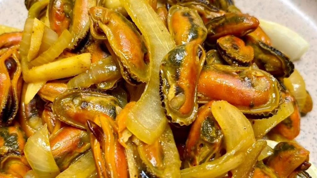 Resep Kerang Hijau Kupas Tumis Bawang Bombay, Campur dengan Nasi Hangat, Auto Nambah!