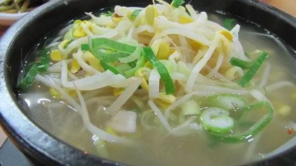 Resep Sayur Toge Kuah Bening, Masaknya Anti Ribet, Enak Banget!