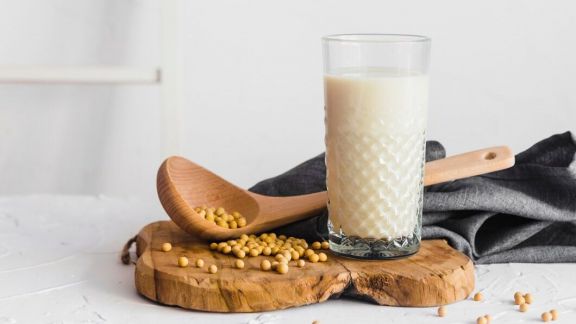 Baik untuk Lansia, Dokter Rekomendasikan Whey Protein untuk Penuhi Asupan Nutrisi Agar Tetap Aktif Bergerak di Usia Senja