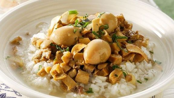 Cara Membuat Nasi Ayam Bakmoy Tahu yang Sederhana, Enak untuk Menu Makan Sore Sekeluarga, Mau Coba Moms?