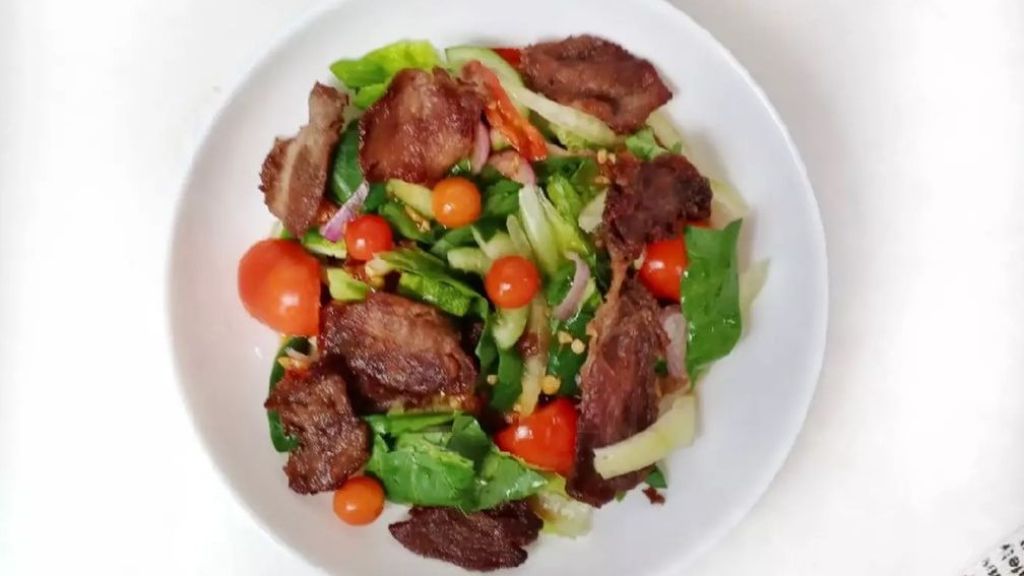 Rendah Lemak dan Kolesterol, Simak Cara Bikin Beef Salad ala Thailand, Bisa Manfaatkan Daging Kurban Loh Moms!