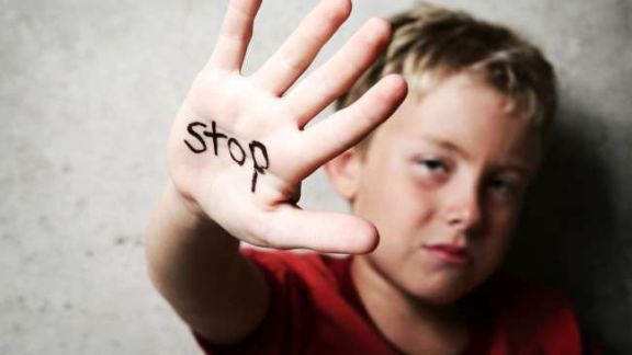 Jangan Dianggap Sepele Moms, Psikolog Ungkap Dampak Buruk KDRT pada Anak, Luka Masa Kecil Bisa Jadi Trauma Seumur Hidup!