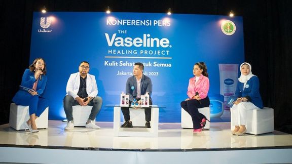 Vaseline Hadirkan ‘The Vaseline Healing Project 2023’, Berikan Akses Kulit Sehat Bagi Wanita Indonesia