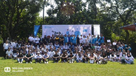 Ajak Remaja untuk Eksplore Karir Masa Depan, SOS Children’s Villages Indonesia Gelar Job Exposure For Young People
