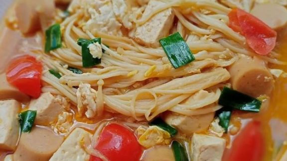 Resep Sup Tofu Jamur Enoki untuk Sekali Makan, Kuahnya Segar, PakSu dan Anak-anak Pasti Mau Nambah Lagi!