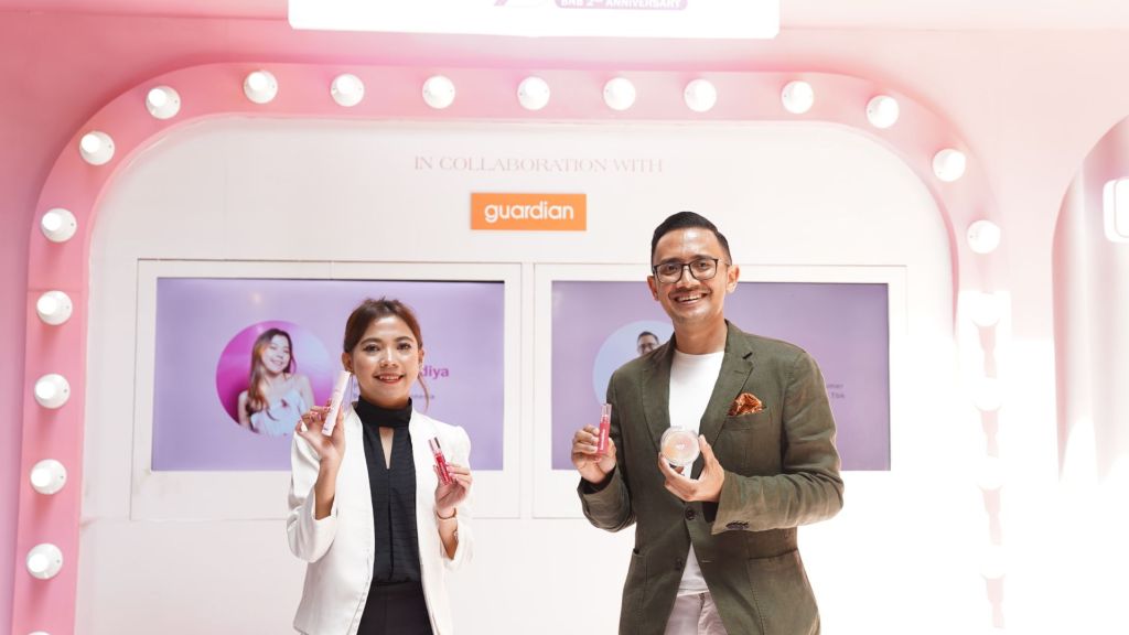Ulang Tahun Kedua, barenbliss Ajak Kamu untuk Born 2 Shine dan Hadirkan Pameran Kecantikan di Mal Kokas!