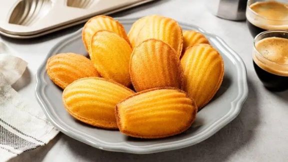 Keluarga Pasti Pada Doyan! Ini Resep Madeleine Bolu Jadul Prancis yang Empuk dan Manis, Gurih dari Lemon Bikin Ketagihan!