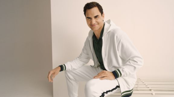 UNIQLO Luncurkan Produk Sportswear yang Nyaman, Intip Koleksi Kolaborasi Roger Federer dengan JW ANDERSON di Sini Moms, Penasaran Kan?