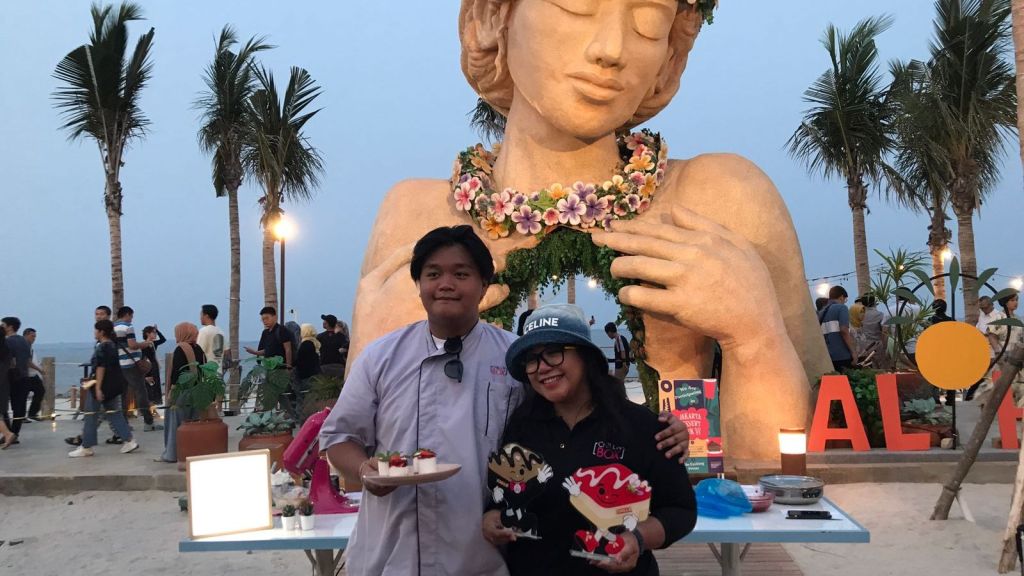 Akhella Chandra, Sosok Muda Dibalik Chill'N Box yang Cocok untuk Ide Hampers Tampil di Aloha PIK 2 Jakarta Dessert Week 2023, Intip Yuk!