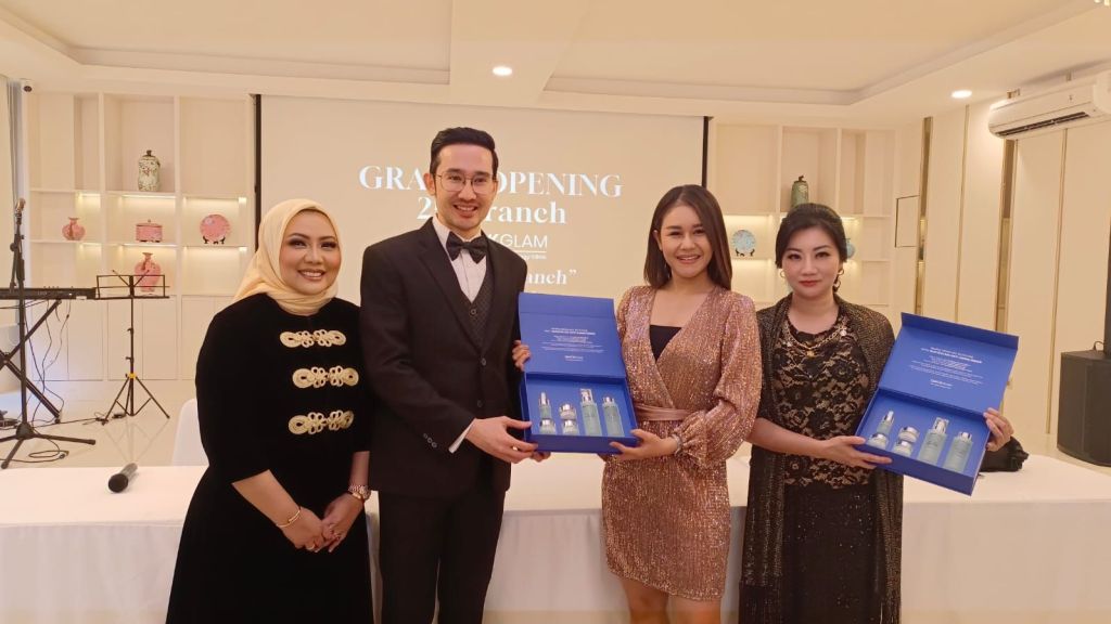 Gak Perlu ke Luar Negeri, Semua Masalah Kulit Bisa Diatasi dengan 4D Treatment dari QuickGlam Clinic, Tertarik Gak Beauty?