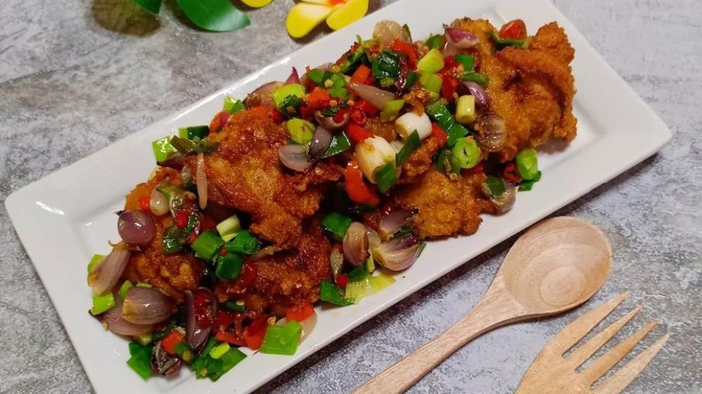 Super Delicious, Ini Resep Ayam Bumbu Rempah Sambal Bawang, Pedas Gurihnya Dijamin Bikin Lidah Bergoyang, Tiati Bikin Nasi Cepat Habis!