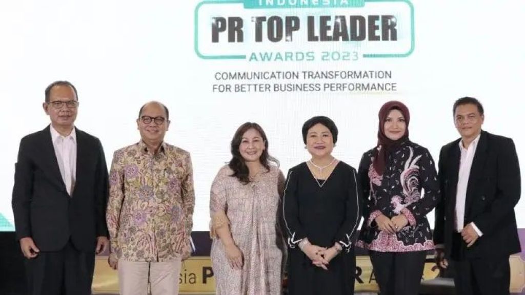 Dihadiri Oleh Menkominfo, Warta Ekonomi Selenggarakan Indonesia PR Top Leader Awards 2023! Intip Yuk Keseruan Acaranya!