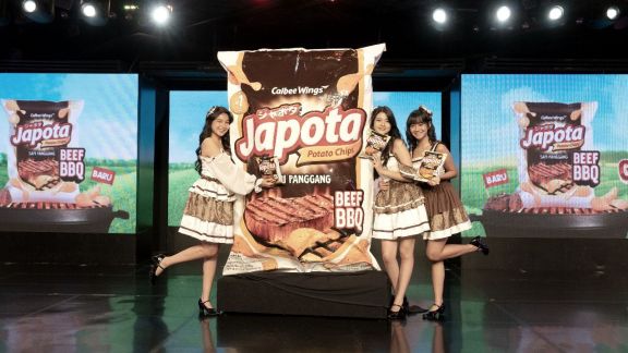 Momen Seru Member JKT48 Snacking Time With Japota, Christy: Aku Suka Ngumpetin Duluan ke Tas