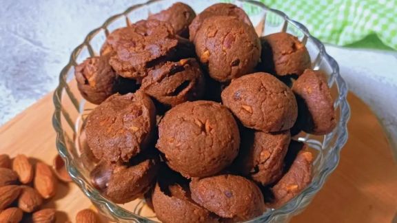 Resep Almond Choco Cookies, Bisa Jadi Ide Hadiah untuk Pasangan Saat Valentine Nanti Beauty!