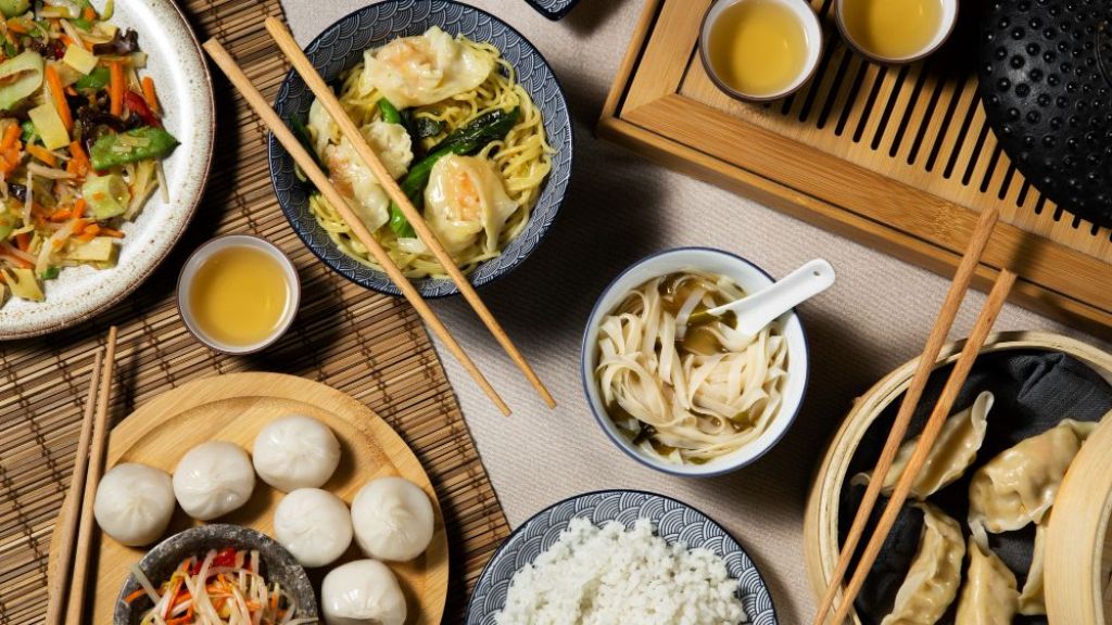 Imlek Sudah di Depan Mata, Intip Yuk 5 Rekomendasi Restoran Chinese Food di PIK yang Bisa Moms Kunjungi dengan Keluarga, Dijamin Memuaskan!
