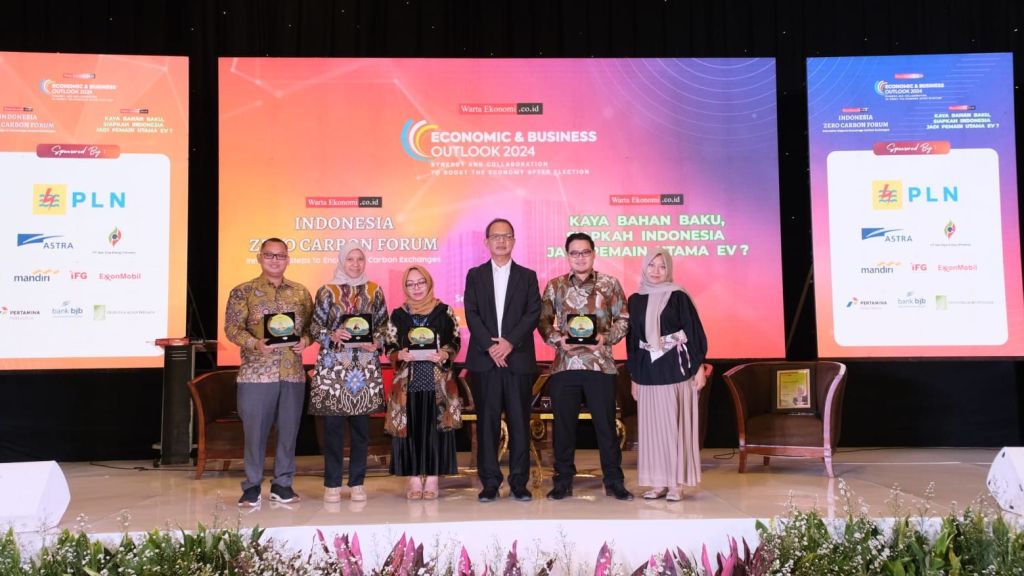 Warta Ekonomi Hadirkan Economic dan Business Outlook 2024 Demi Jaga Asa Indonesia Emas Berkelanjutan, Simak Yuk Beauty!