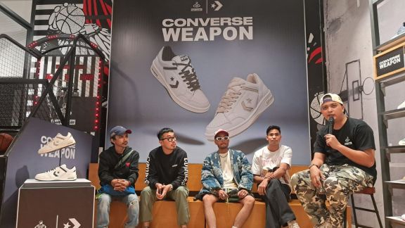 Converse Kolaborasi dengan Foot Locker Kenalkan The Weapon, Langsung Simak Sneaker Talknya Yuk Beauty!