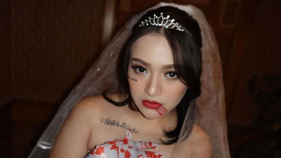 Potret Seram Namun Seksi Nathalie Holscher saat Halloween Bikin Netter Pangling, Sebut Eks Sule Mirip Amanda Manopo: Hot Banget