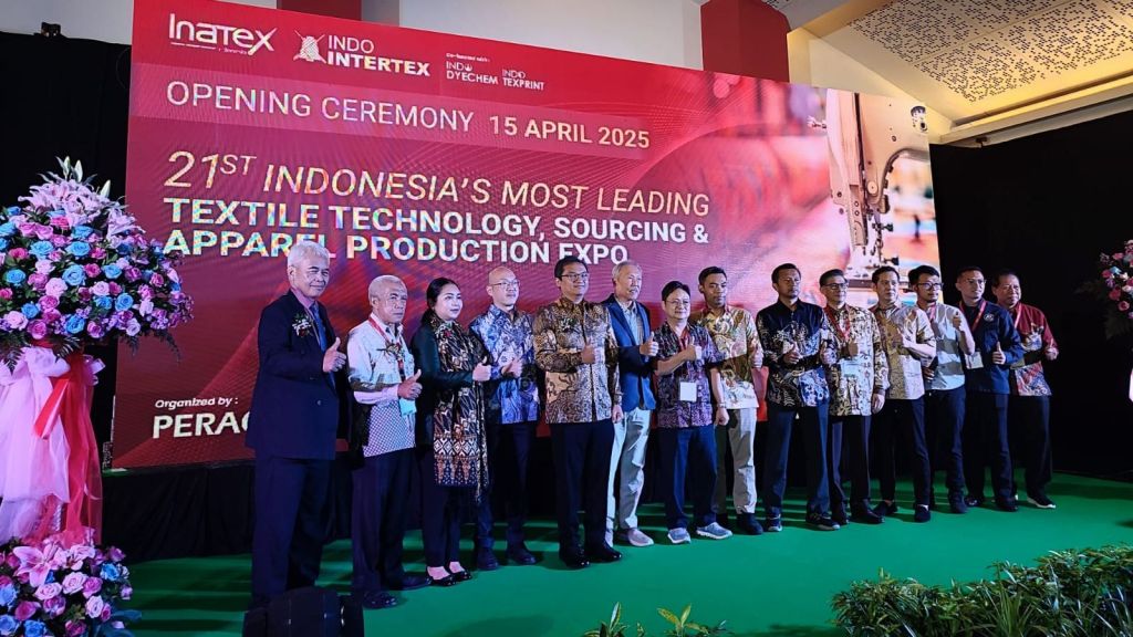 Inatex – Indo Intertex 2025 Resmi Digelar, 500 Perusahaan dari 12 Negara Hadir Unjuk Gigi! Apa Revolusi Fashion yang Banyak Diminati?