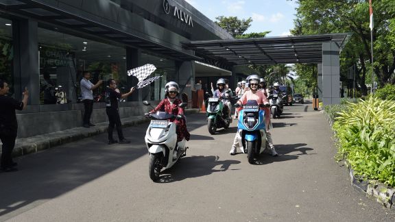 Cara ALVA Apresiasi Peran Perempuan Semarakkan Hari Kartini, Ajak OTOLadies Seru-seruan Bareng!
