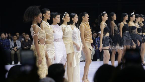 Kolaborasi Sekolah Mode di IFW 2025 Jadi Sorotan Kreativitas Anak Muda