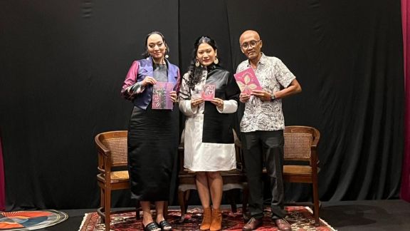 Tak Hanya Hidup, Tapi Bahagia: Hadania Buka Pintu Refleksi Lewat Karya