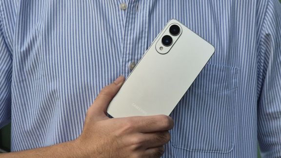 Bukan Cuma Tipis, Galaxy S25 Edge Siap Bikin Kamu Makin Produktif dan Stylish