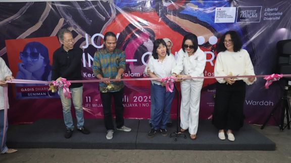 Karya Gadis Dharsono Bikin Semua Terpana! 77 Lukisan Ini Donasi untuk Disabilitas, Kamu Wajib Tahu Alasannya!