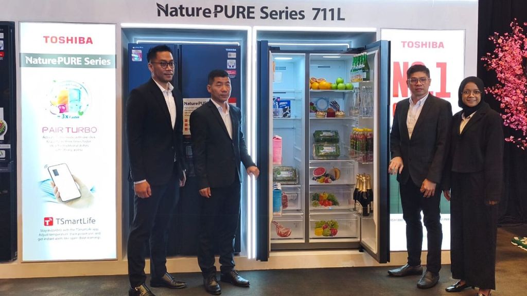 Toshiba Bikin Kulkas 711 Liter! Bisa Simpan ASI, Rendang, dan Supermarket Sekaligus di Rumah!