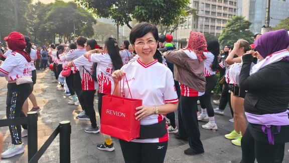Revlon Buktikan Ketahanan Makeup 24 Jam di Acara Outdoor! Ada Lipstick Viral hingga Mascara Tahan Olahraga, Coba Yuk!