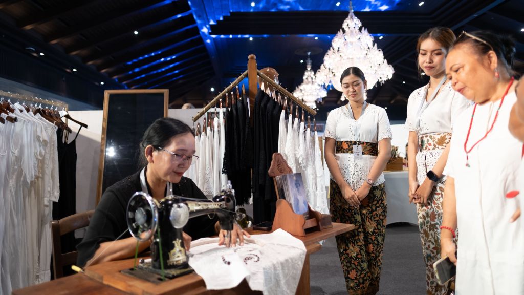 Warisan Budaya Indonesia Bersatu dalam Festival Modern Bali, Intip Yuk Beauty!