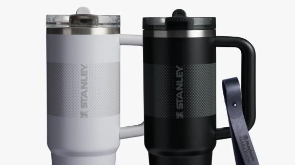 Stanley 1913 Bawa Tren Tumbler Reusable ke Maybank Marathon 2025