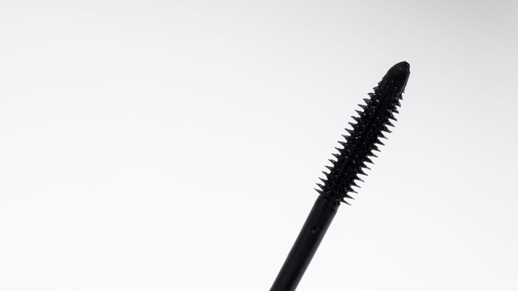 Rekomendasi Maskara Anti Gumpal yang Bisa Bikin 'Mata Langsung Melek', Beauty Tertarik?