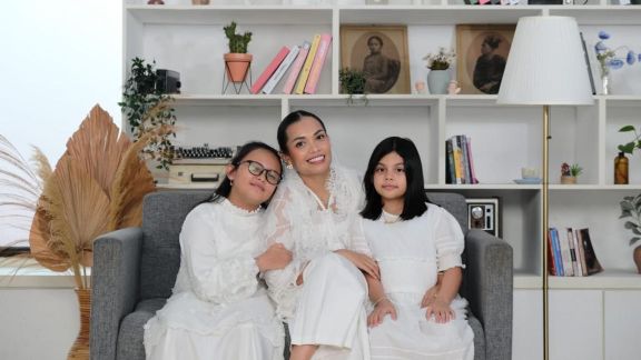 Menembus Dominasi Pria, Intip Yuk Kisah Fitriesya yang Berhasil Bangun Bisnis Material