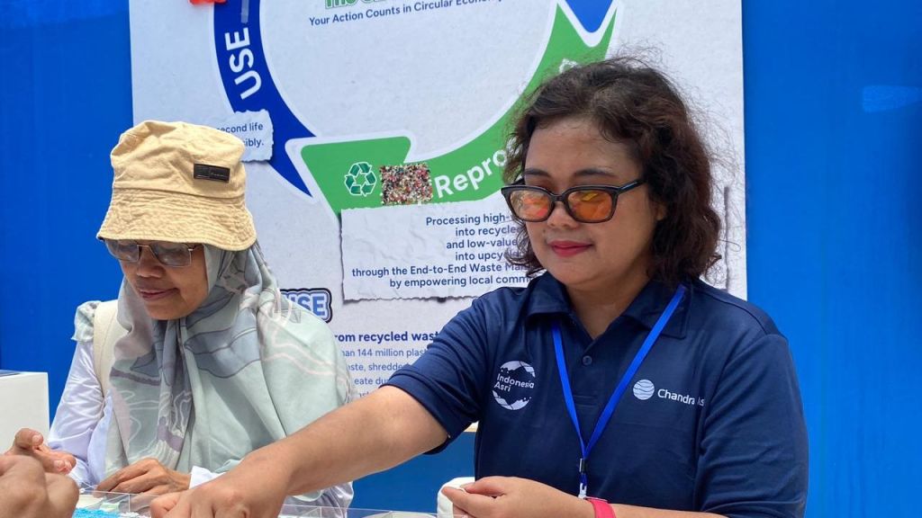 Chandra Asri Dorong Ekonomi Sirkular, Ajak Tanam Mangrove dan Terapkan Gaya Hidup Hijau di Jakarta Running Festival 2025