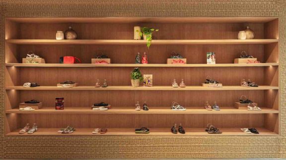 Gaya Tropis Ipanema Bikin Fashion Makin Nyaman di Jakarta, Intip Yuk!