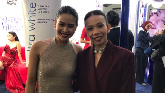 Maudy Ayunda Tampilkan 'Brightest Smile' di Runway JFW 2026