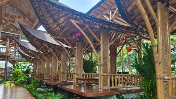 Rekomendasi Tempat Makan Keluarga yang Mengusung Tema Pedesaan