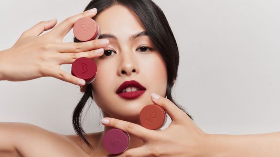 Ini Cara Maudy Ayunda Ajak Perempuan Lain untuk Merayakan Kecantikannya dengan Cara yang Autentik