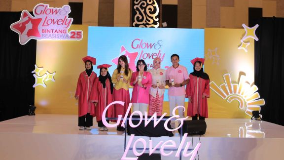 Pendidikan Jadi Gaya Hidup Baru Perempuan Muda Indonesia, Glow & Lovely Bintang Beasiswa 2025 Siap Wujudkan!