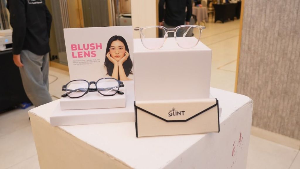 Rekomendasi Kacamata untuk Beauty yang Mau Sat Set, Tetap Nyaman dan Terlihat Cantik