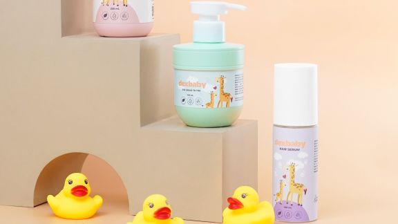 Kulit Bayi Tipis dan Sensitif, Perawatan Sejak Newborn Jadi Penting Lho Moms!
