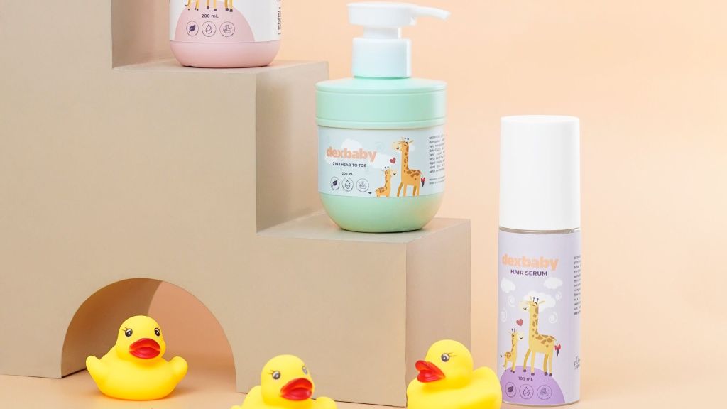 Kulit Bayi Tipis dan Sensitif, Perawatan Sejak Newborn Jadi Penting Lho Moms!