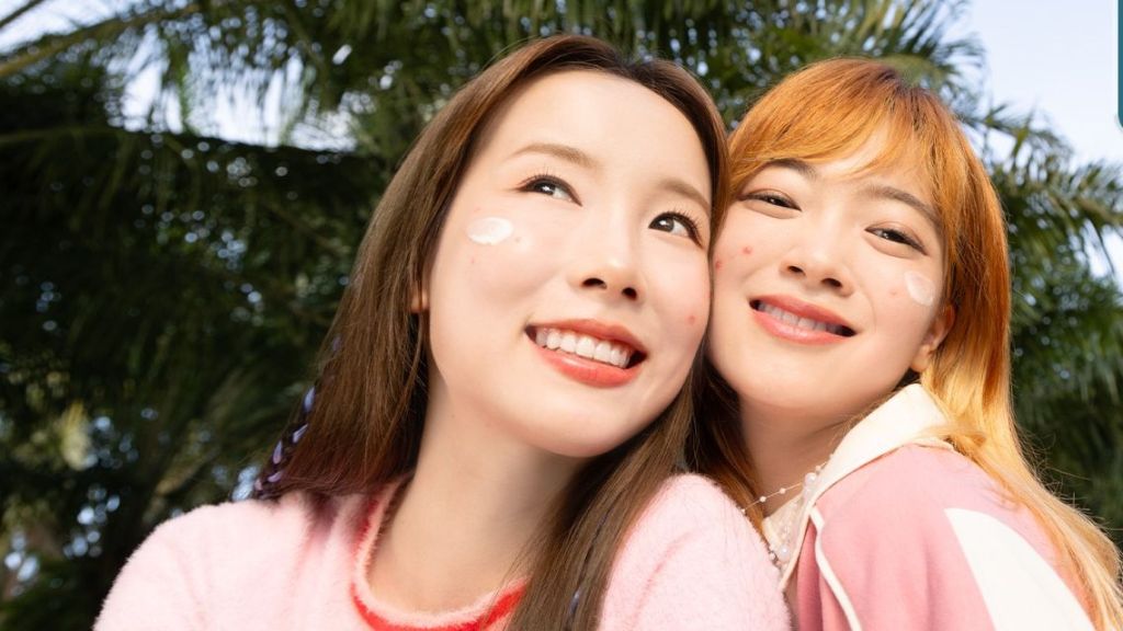 Buat Kamu yang Sering Skip Skincare Karena Jerawat, Ini Sunscreen yang Nyaman Dipakai