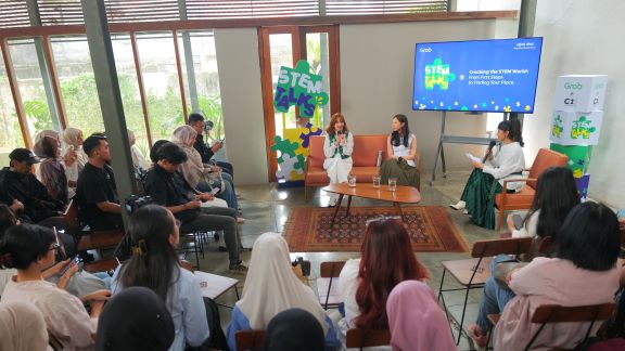 Perempuan Muda Kini Mulai Serius Lirik Karier Teknologi, Tak Lagi Dipandang Sebelah Mata!