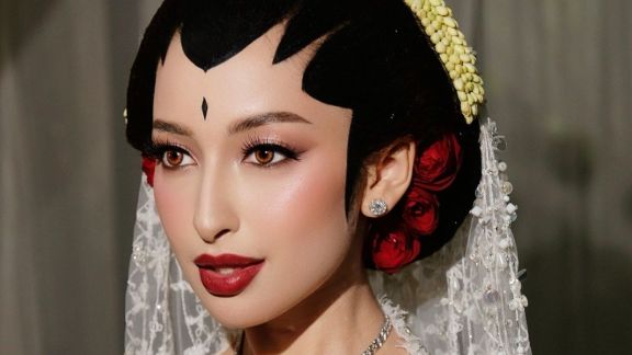 Tampil Glowing di Hari Pernikahannya, Jennifer Coppen Soroti Pentingnya Skin Preparation