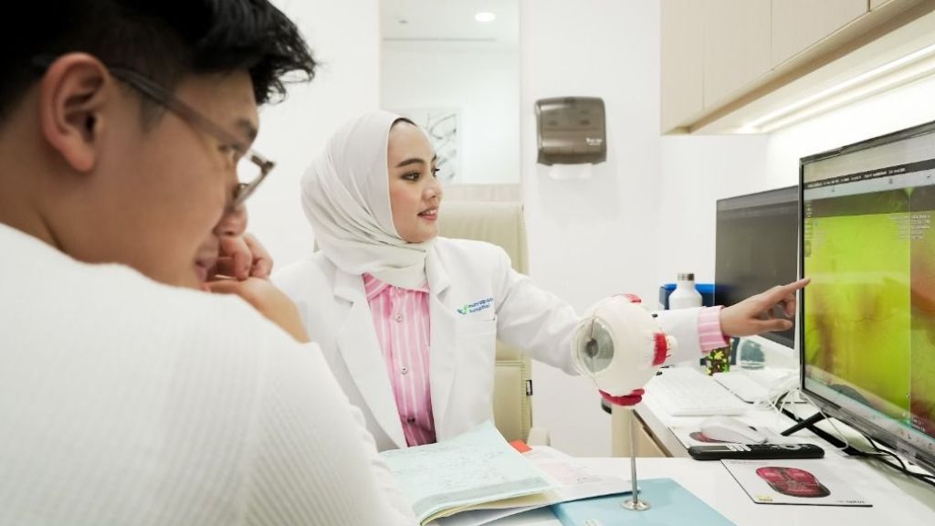 Di Era Longevity, Kesehatan Mata Jadi Investasi Penting untuk Menjaga Kualitas Hidup, Ini Alasannya Beauty!