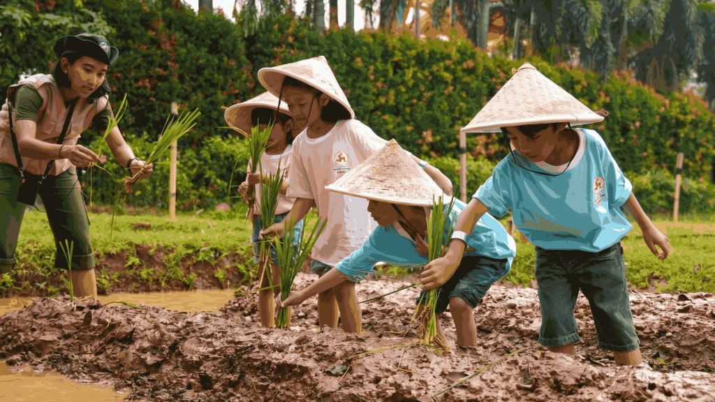 Libur Sekolah Bikin Anak Makin Lama Menatap Layar? Waspada Ini Bahayanya Moms!